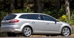 Ford Mondeo 2009 rear view