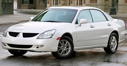 2005 Mitsubishi Magna