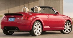 Audi TT 2002 rear view