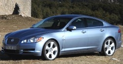 2010 جاكوار اكس اف