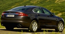 Jaguar XF 2011 - Exterior