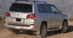 2012 لكزس ال اكس - Image 2