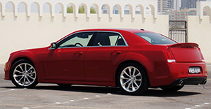 2016 Chrysler 300 SRT - Image 2