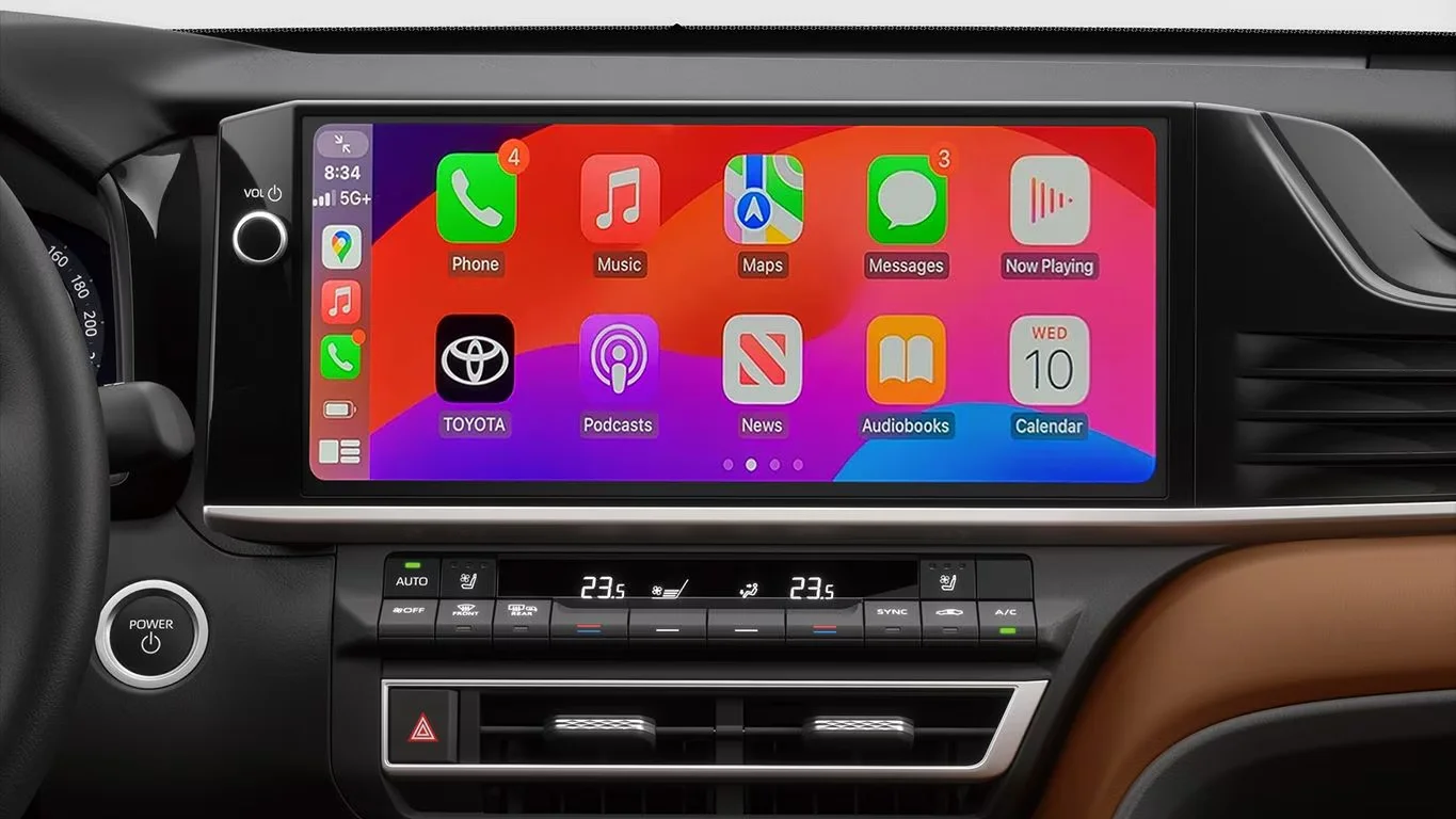 Toyota Camry 2025 - Interior