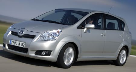 2008 2009 Toyota Corolla sedan