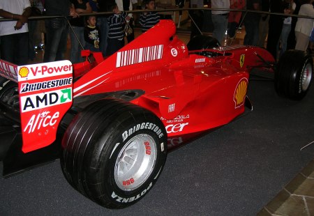 ferrari-theme-park-abu-dhabi-2.jpg