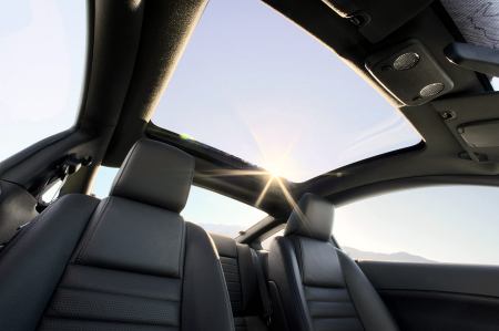 mustangglassroof_3.jpg