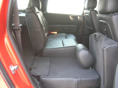 2008-hummer-h2-dubai-backseat