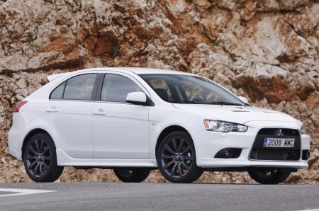 2009-mitsubishi-lancer-sportback-1
