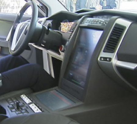 carbon-motors-police-car-3