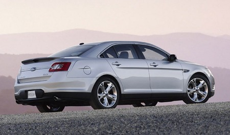 2010 Ford Taurus SHO 2010 Ford Taurus SHO
