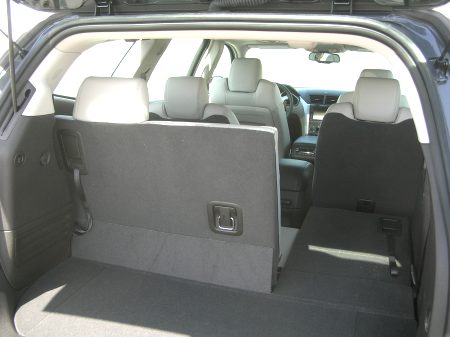 chevy-traverse-space-1