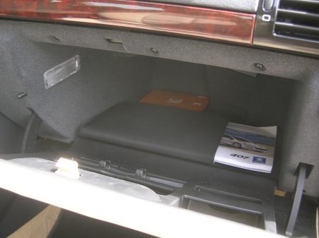 peugeot-407-consol2
