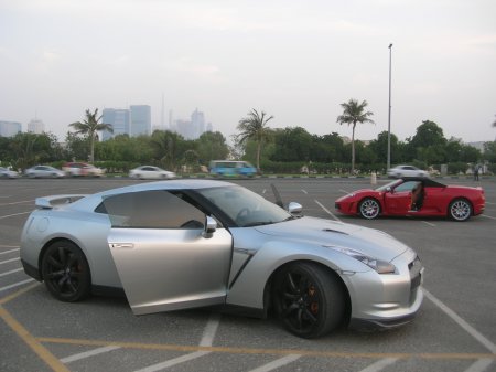 nissan-gtr-ferrari