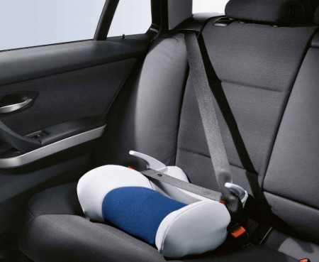 bmw-booster-cushion-4