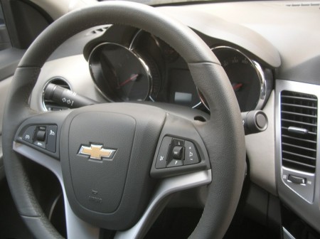 2010 Chevrolet Cruze interior