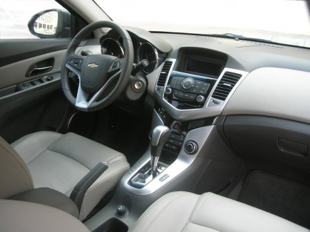 2010 Chevrolet Cruze interior