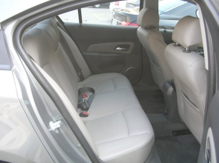 2010 Chevrolet Cruze interior