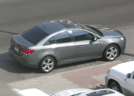 2010-chevrolet-cruze-top