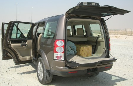 2010-land-rover-lr4-5
