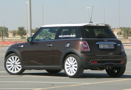 2010-mini-mayfair-3