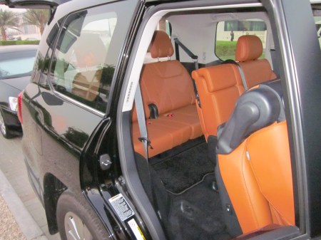 2011-lexus-lx570-8