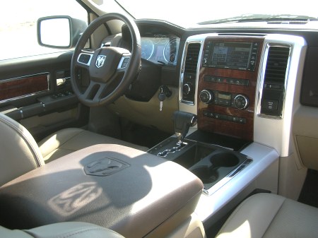 2010-dodge-ram-laramie-6