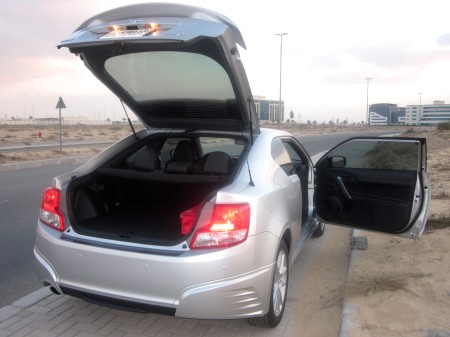 2011-toyota-zelas-dubai-9
