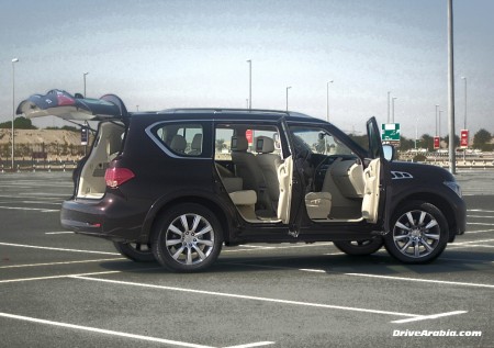 Walkaround: 2011 Infiniti QX56 inside and out