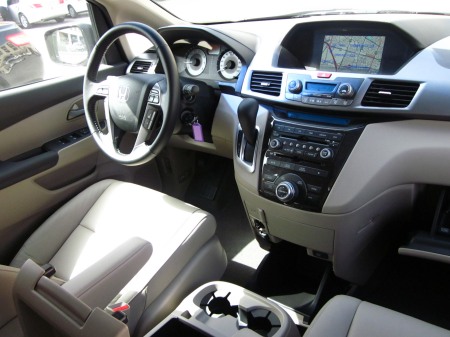 2011-honda-odyssey-14
