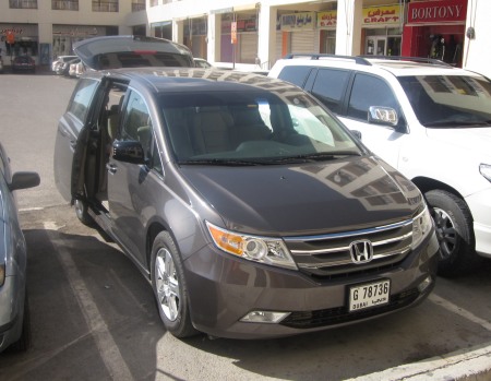 2011-honda-odyssey-2