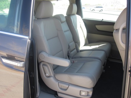 2011-honda-odyssey-8