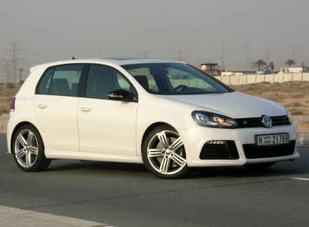vw-golf-r-dubai-2