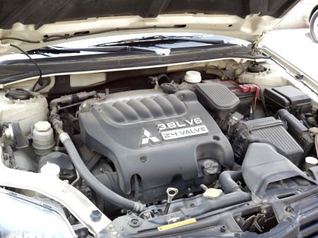 2008-mitsubishi-galant-2