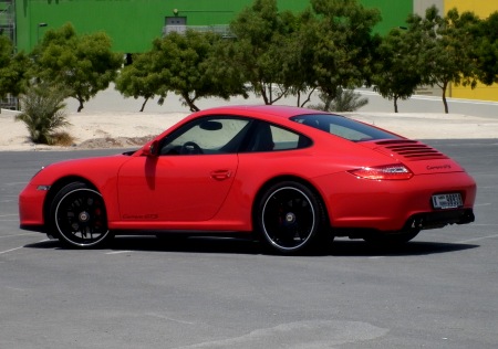2011-porsche-911-carrera-gts-3