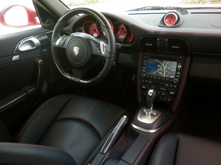 2011-porsche-911-carrera-gts-4