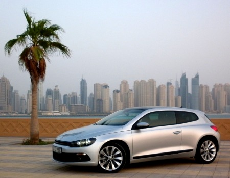 2011-vw-scirocco-dubai-2
