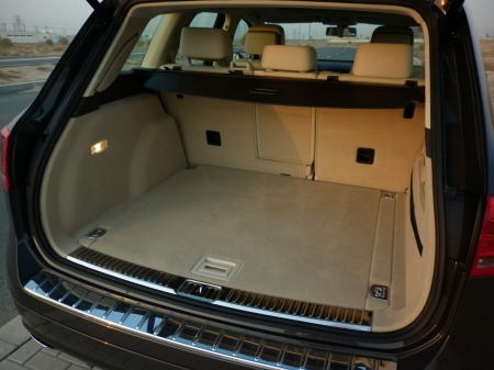 2011-vw-touareg-dubai-5