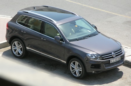 2011-vw-touareg-dubai