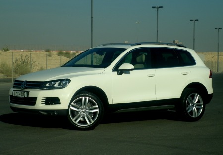 2012-vw-touareg-v8-dubai-2