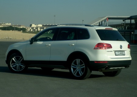 2012-vw-touareg-v8-dubai-3