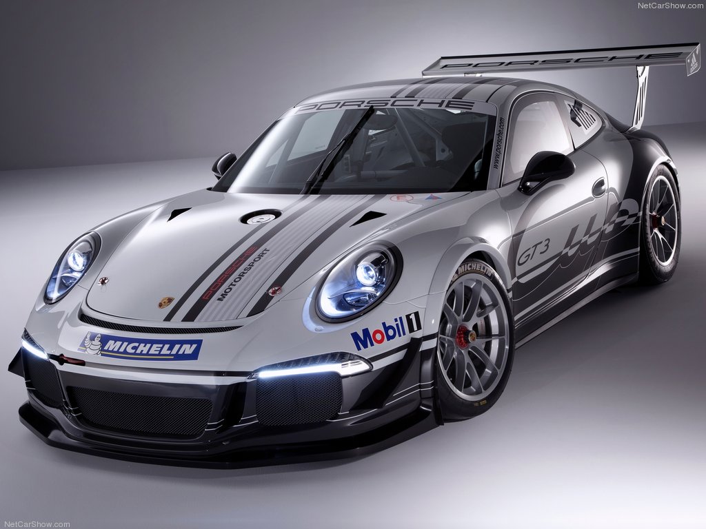 بورش تكشف عن 911GT3 Cup السباقية
