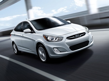 2012-Hyundai-Accent-450x337