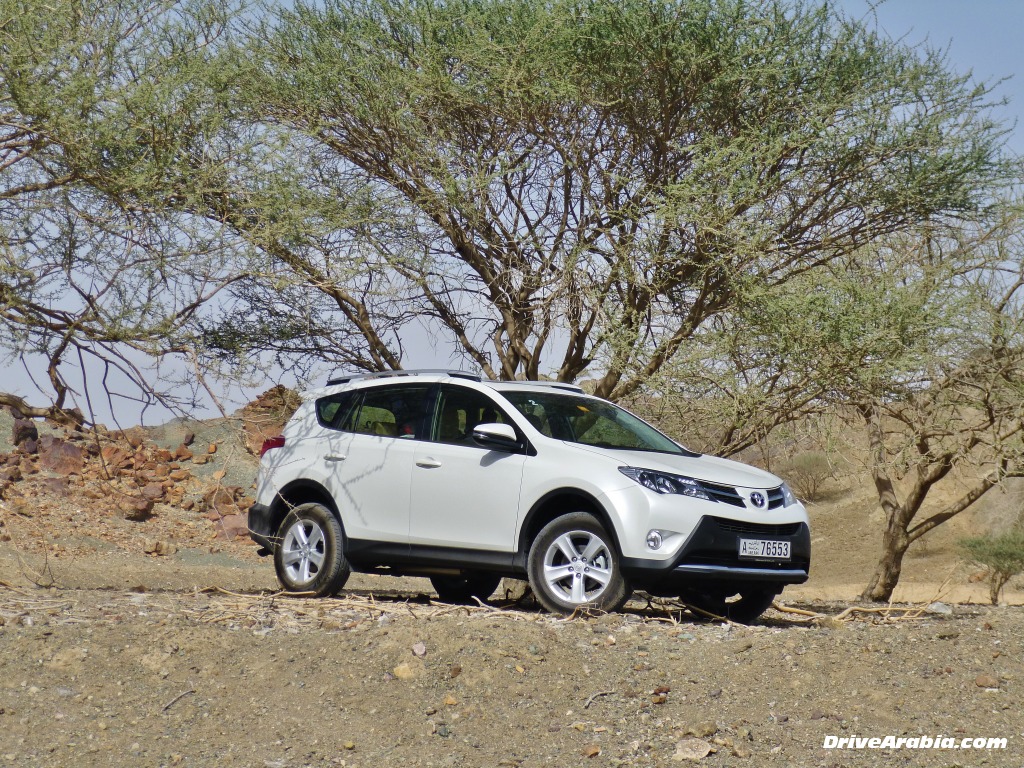 تجربة قيادة: ٢٠١٣ تويوتا راف فور RAV4 في الإمارات