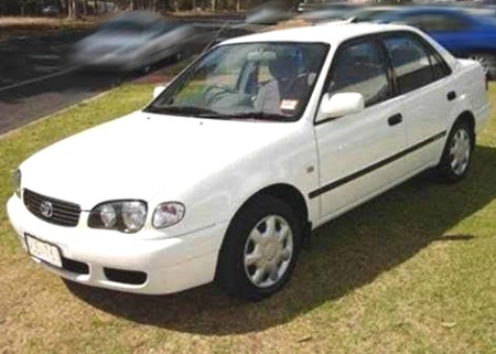 2000-toyota-corolla