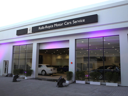 Rolls-Royce Aftersales Workshop (3)