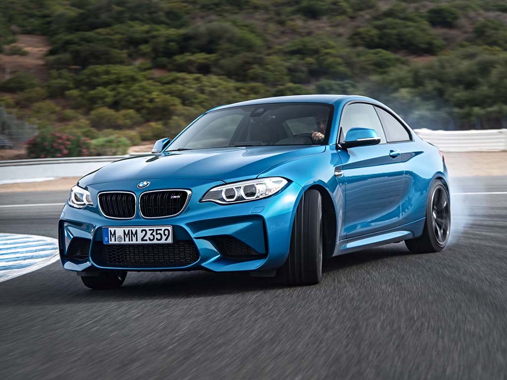 الكشف الرسمي عن BMW M2 لعام 2016