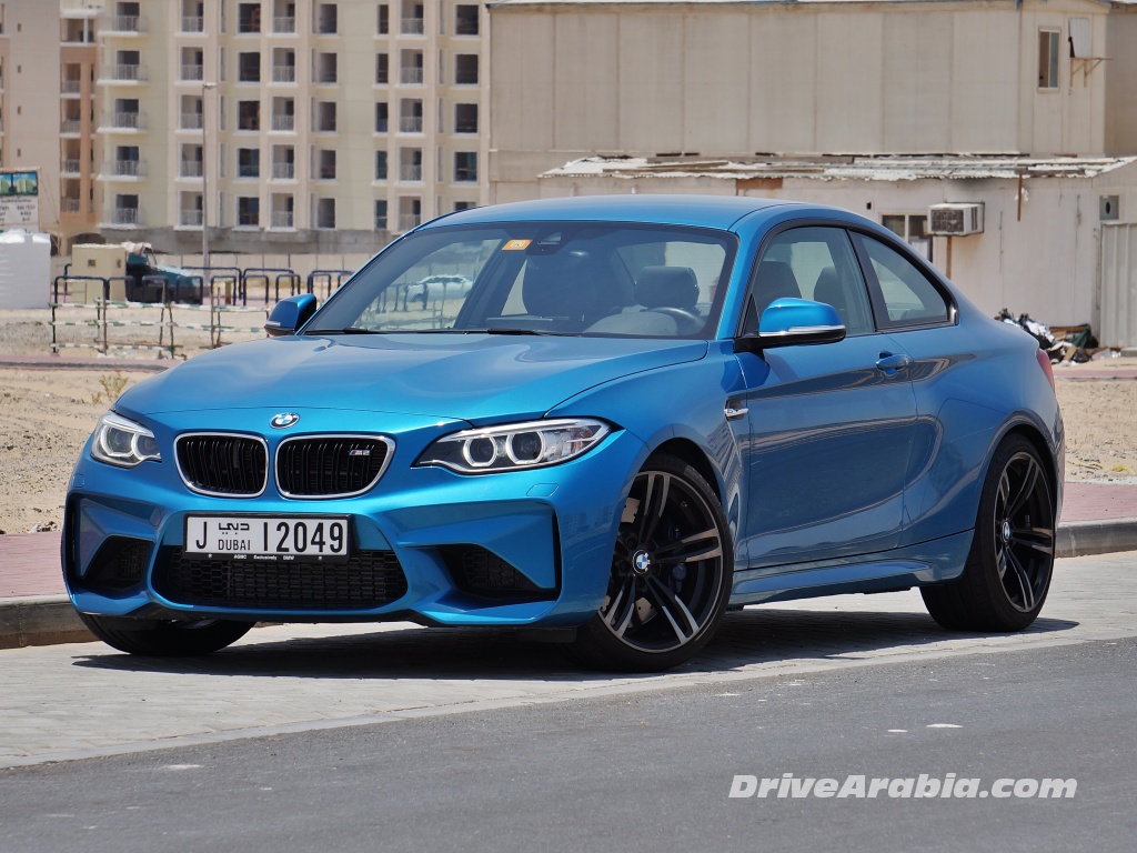 تجربة قيادة: 2016 BMW M2 كوبيه في الإمارات العربية المتحدة