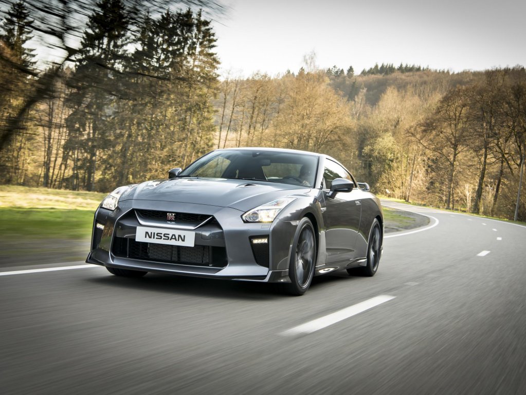2017 نيسان GT-R بمزيد من القوة الآن في الامارات العربية المتحدة
