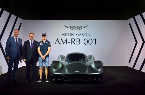 am-rb-001_marek-reichman_dr-andy-palmer_max-verstappen